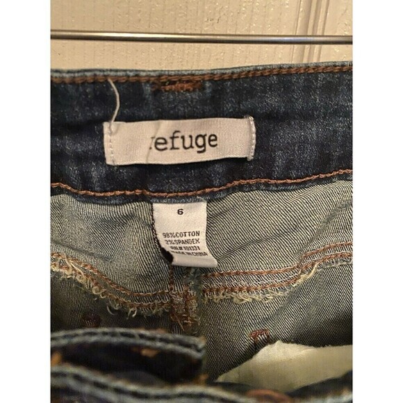 Refuge Dark Wash Destressed Denim Jeans Sz.6 - Picture 3 of 3